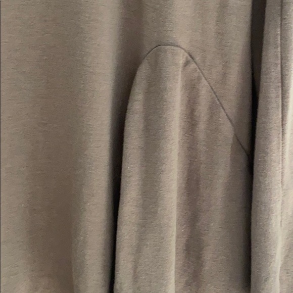 Dinh Ba Knit Dress - Picture 3 of 12